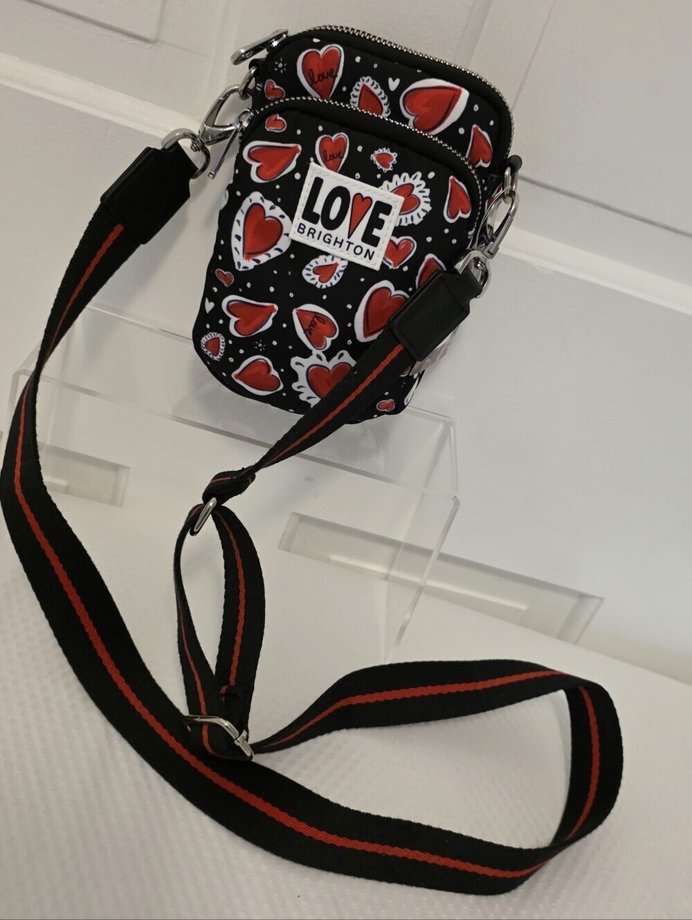 NWT Brighton Hearts A Flutter Utility Bag Crossbody Bag Black Red Hearts Ret $88